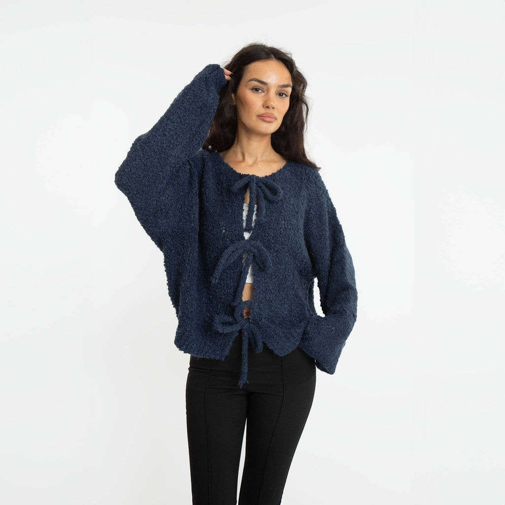 Cardigan oversize en bouclé avec liens à nouer