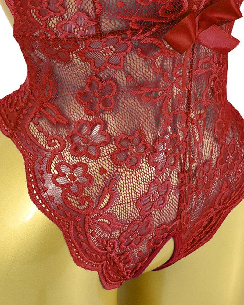 Pyjama une pièce sexy à encolure en V plongeante, en dentelle florale translucide, avec dos croisé et entrejambe ouvert