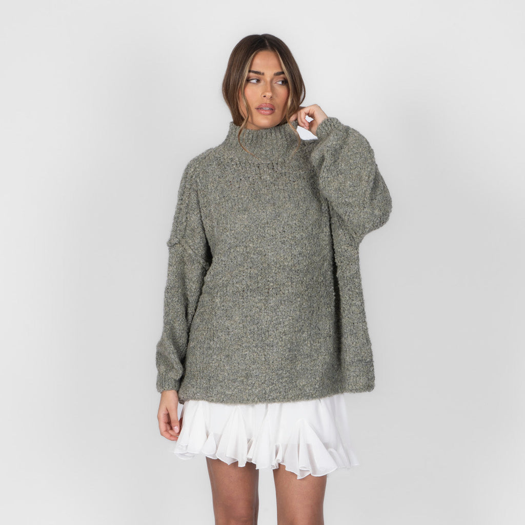 Bouclé Oversize Pullover "CasualCozy"