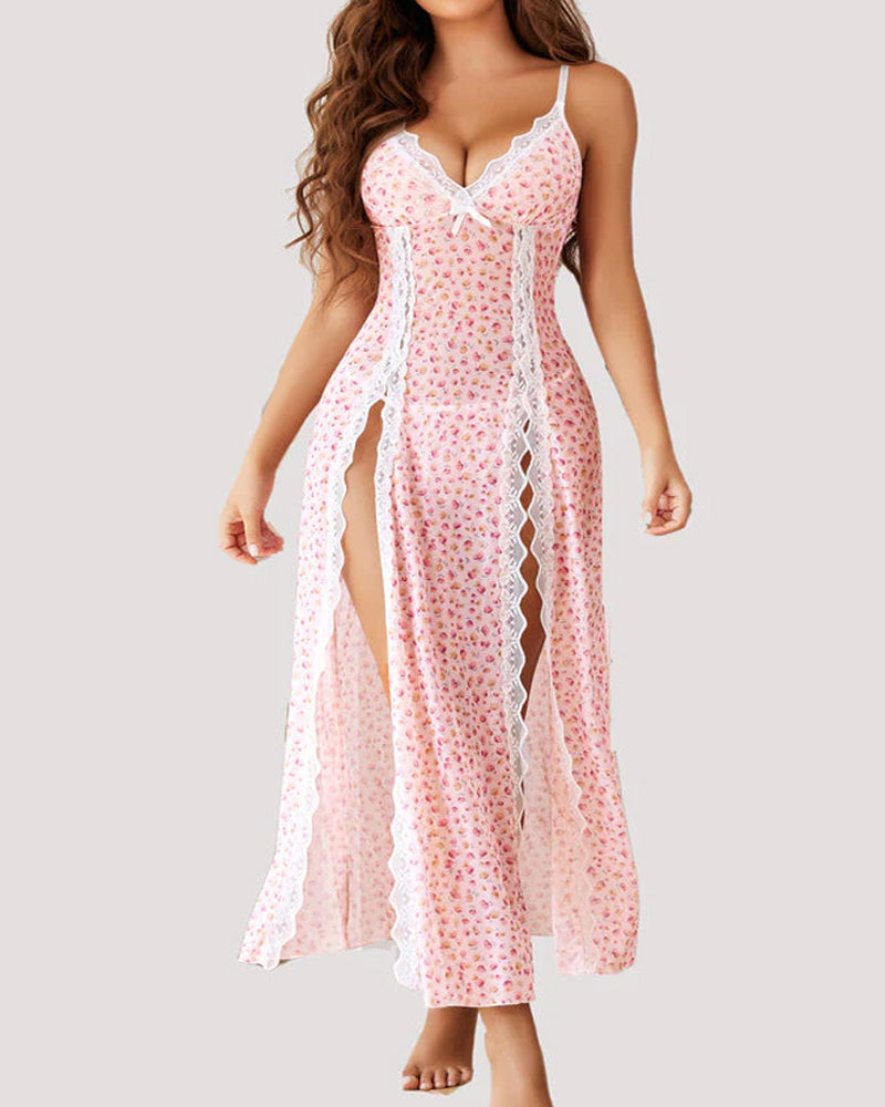 Ensemble de pyjama sexy en dentelle et mesh transparent avec bretelles, fentes longues et culotte assortie