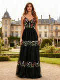 Élégante robe trapèze noire en tulle brodé de fleurs avec dos à lacets