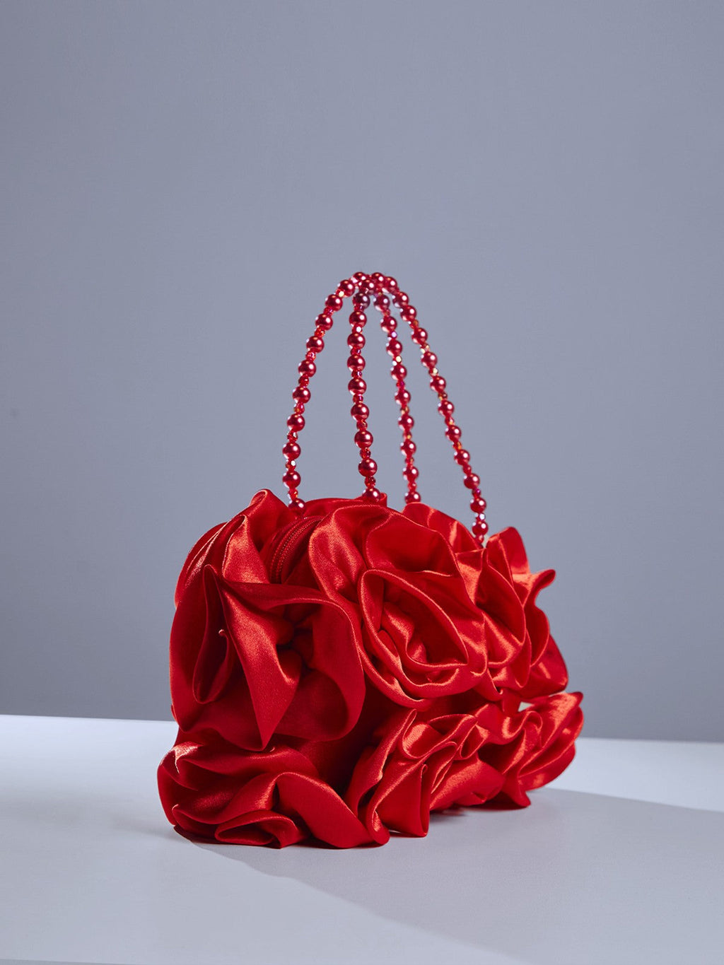 Sac Adahy à fleur en satin rouge