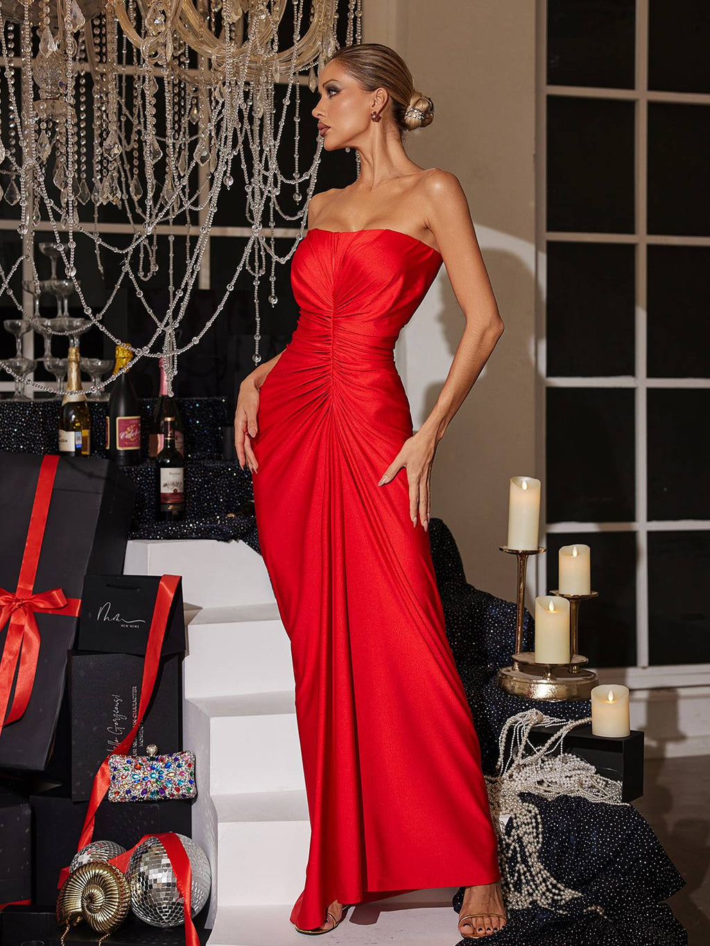 Robe longue en satin froncée sans bretelles Allaire