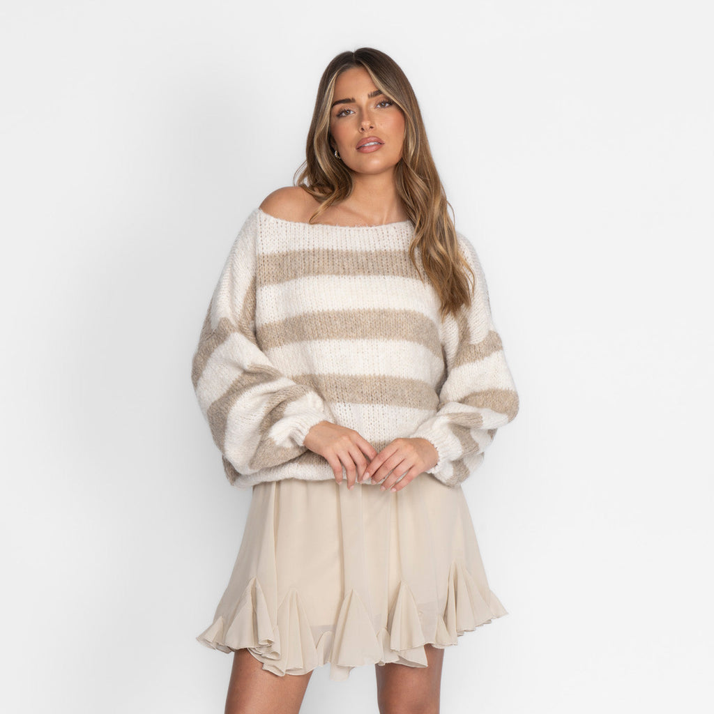 Pull décontracté à rayures et épaules dénudées