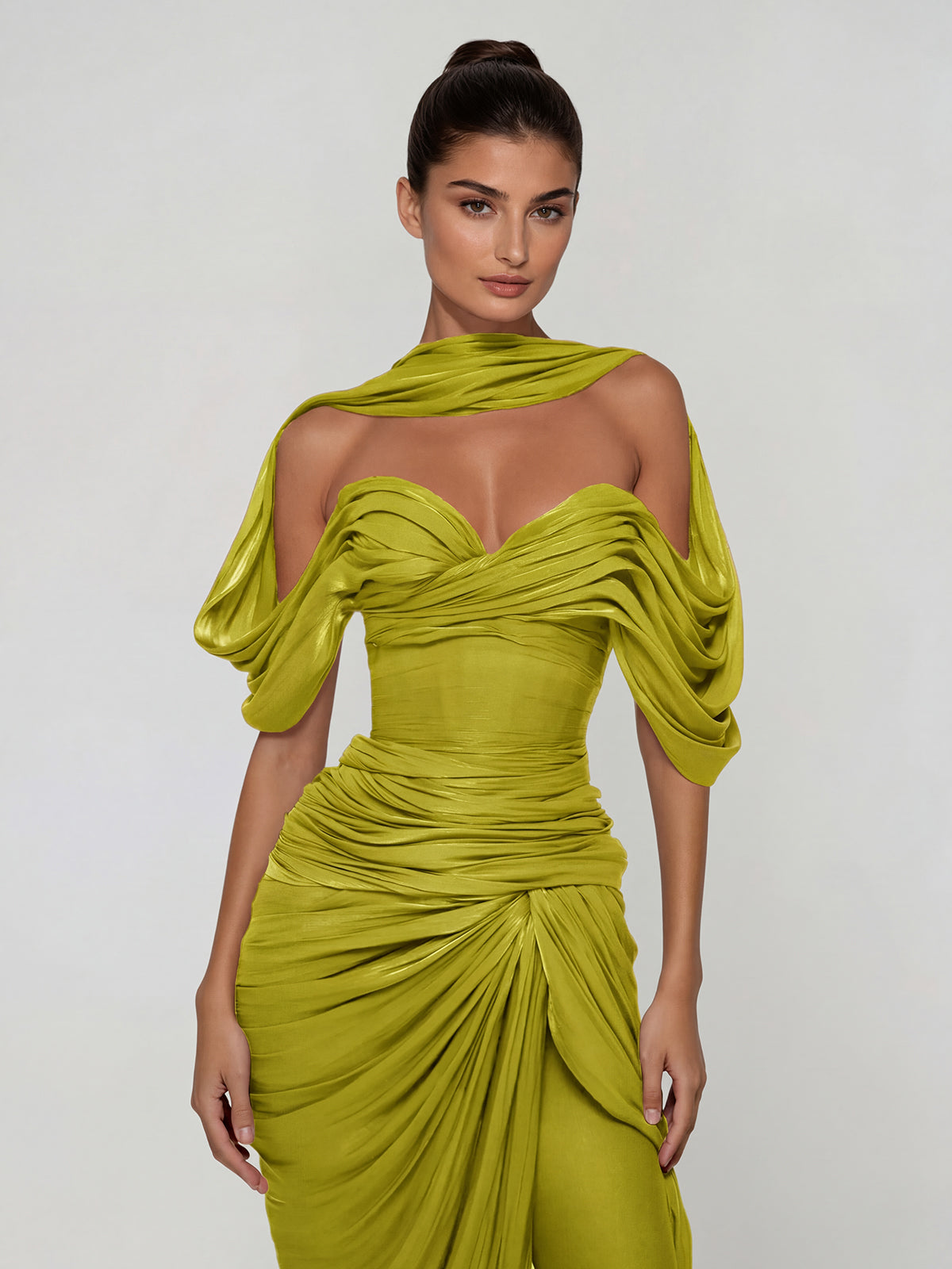 Robe longue drapée élégante Drexen à épaules dénudées, vert chartreuse éclatant