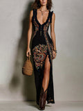 Robe bohème imprimée avec décolleté plongeant en V et élégante fente haute