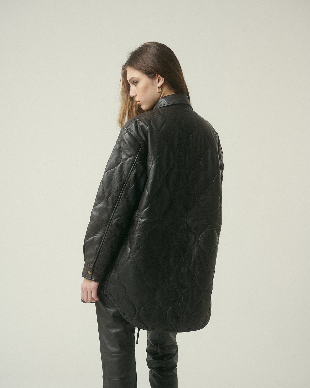 Veste matelassée couleur chocolat Seleziona