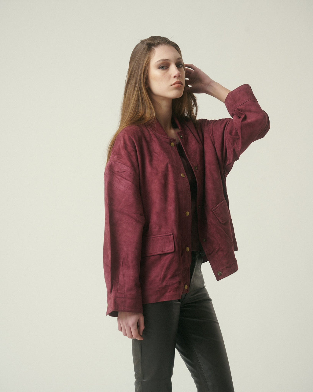 Veste en daim couleur bordeaux – Style sophistiqué et intemporel
