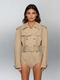 Trench-coat élégant Pacari à col à revers