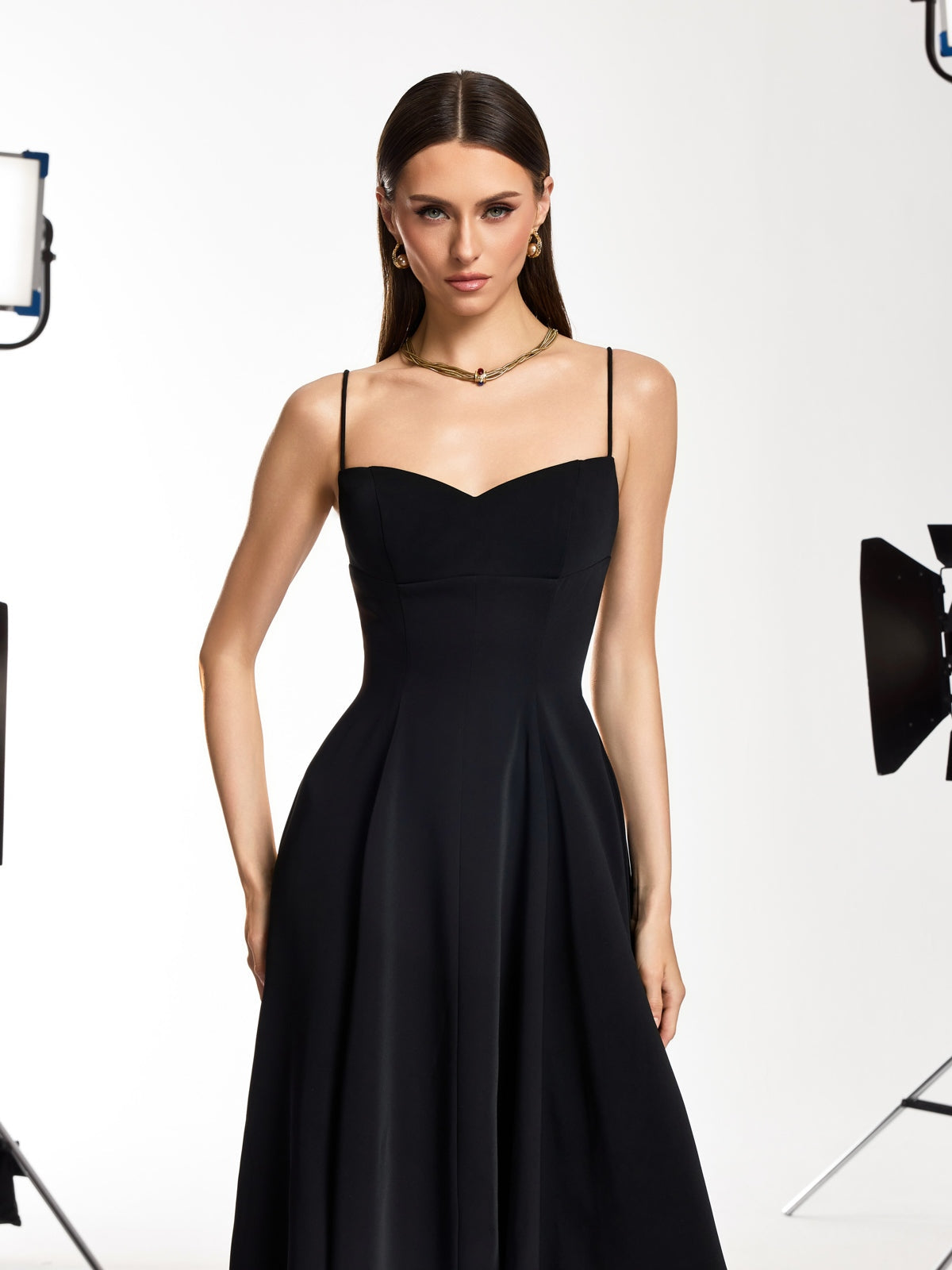Drynex Robe midi rouge élégante évasée à fines bretelles spaghetti