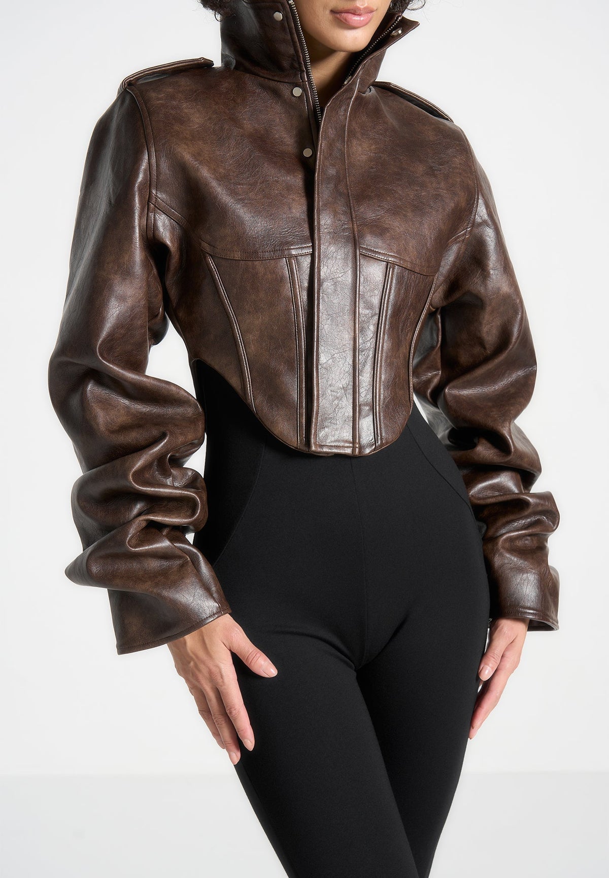 Veste corset vintage Solange en cuir marron avec manches fixées