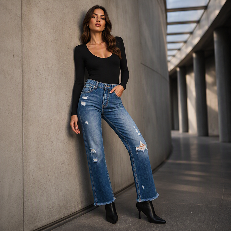 Jeans droits pour femme effet usé