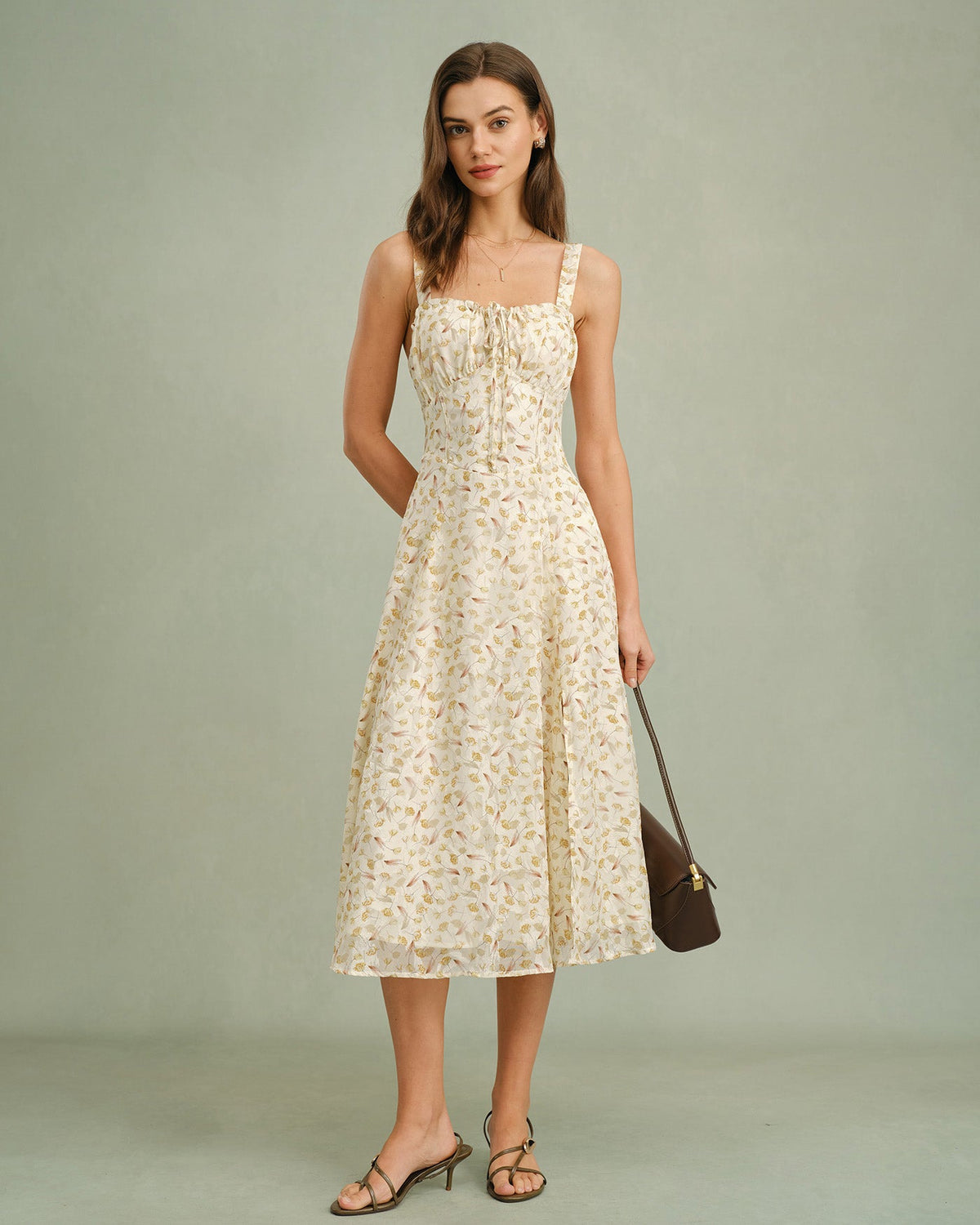 Robe midi nuisette fleurie couleur abricot avec fermeture éclair