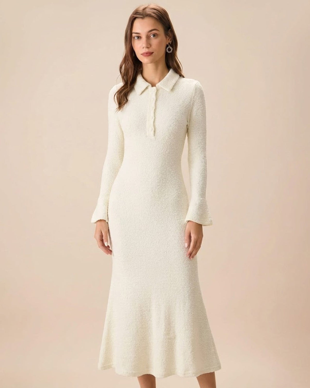 Robe midi couleur abricot à col et manches évasées