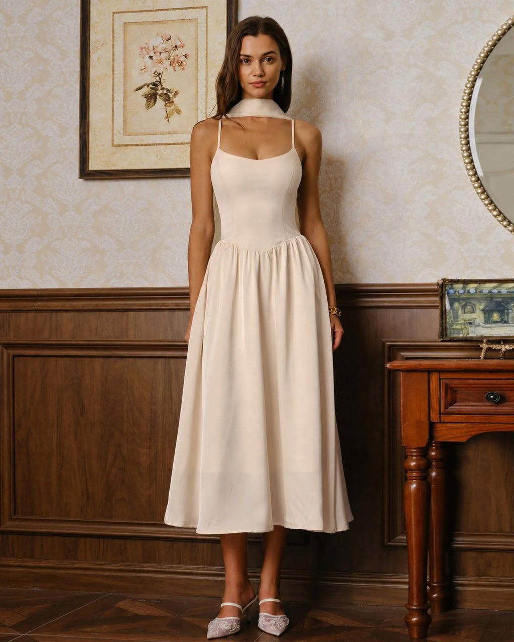 Robe midi fluide en mousseline de couleur abricot